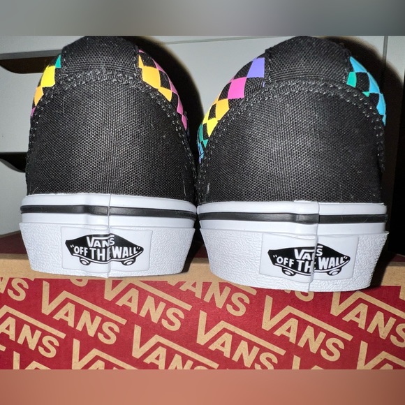 Vans rainbow mini checkered ward sneakers, size size 3, NWT - Picture 4 of 9